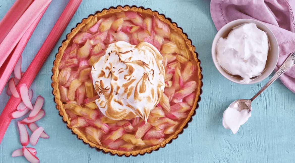 Alti Sommerdessert Rabarbarapai