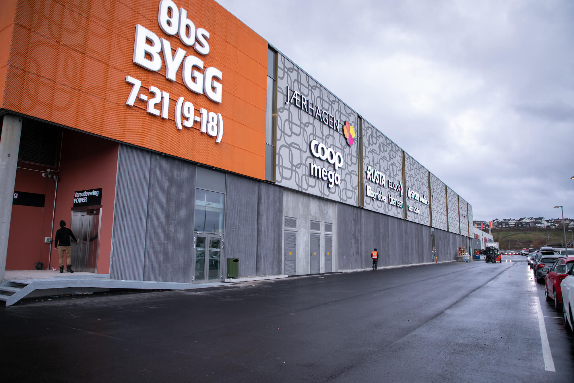 Jærhagen fasade med OBS Bygg
