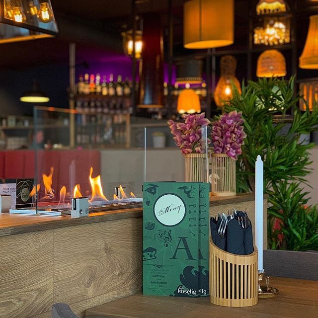 89942265 2935659839887350 5625524652518486618 N