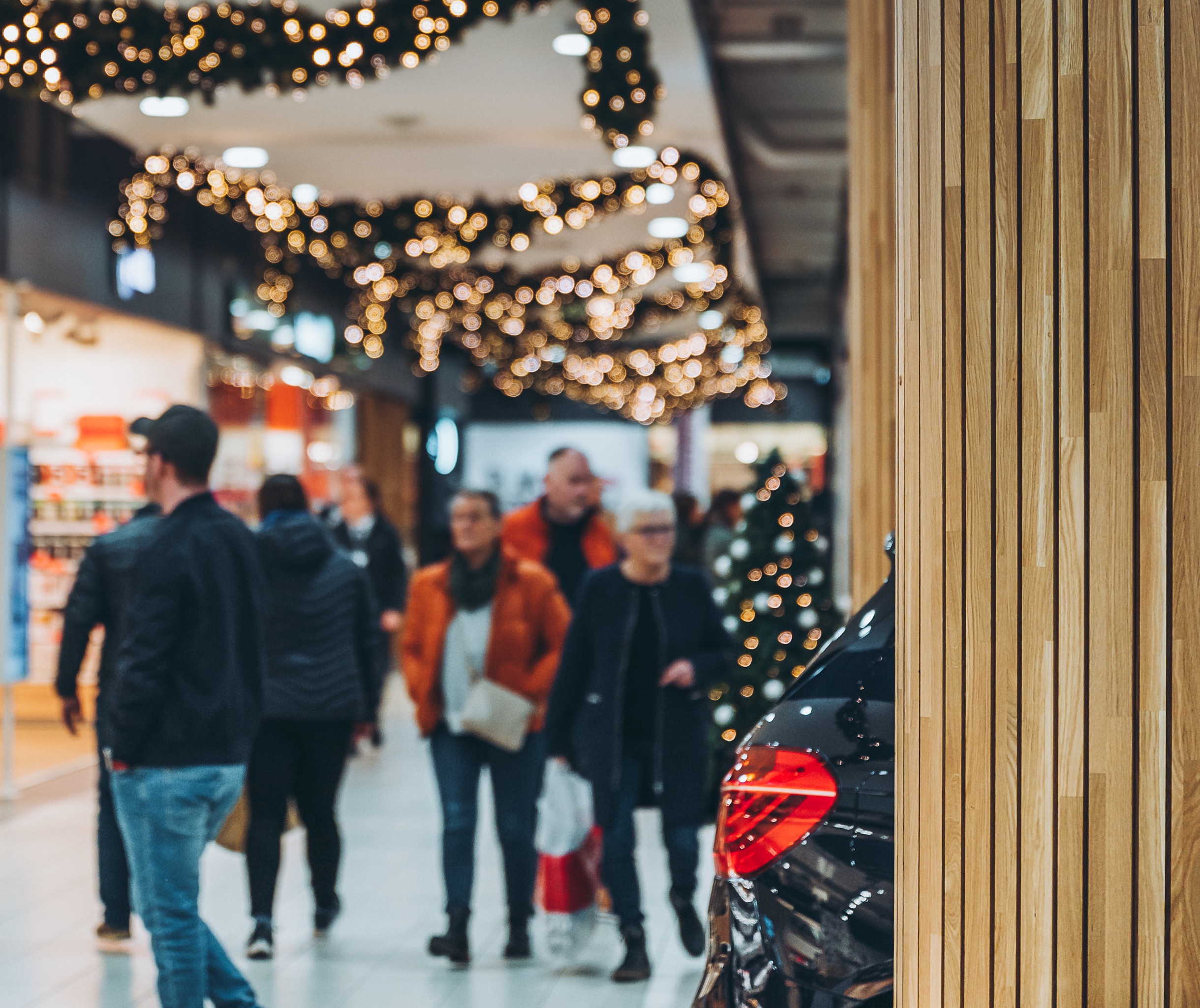 Magneten kjøpesenter Levanger inne julepynt