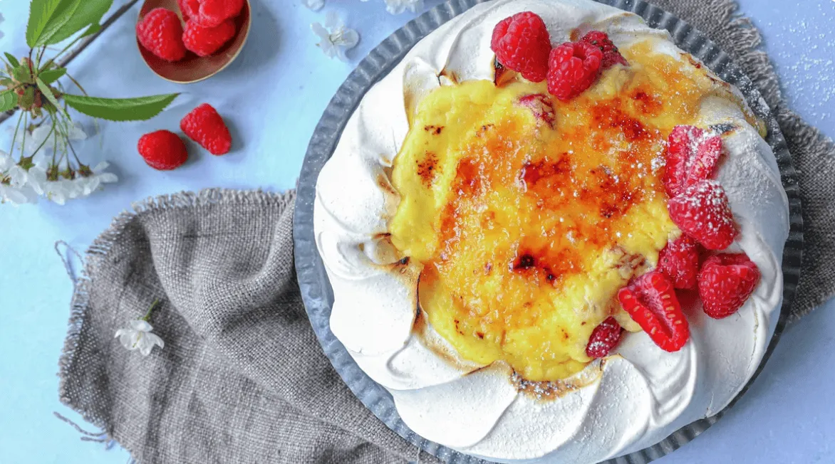 Alti Sommerdessert Cremebruleepavlova