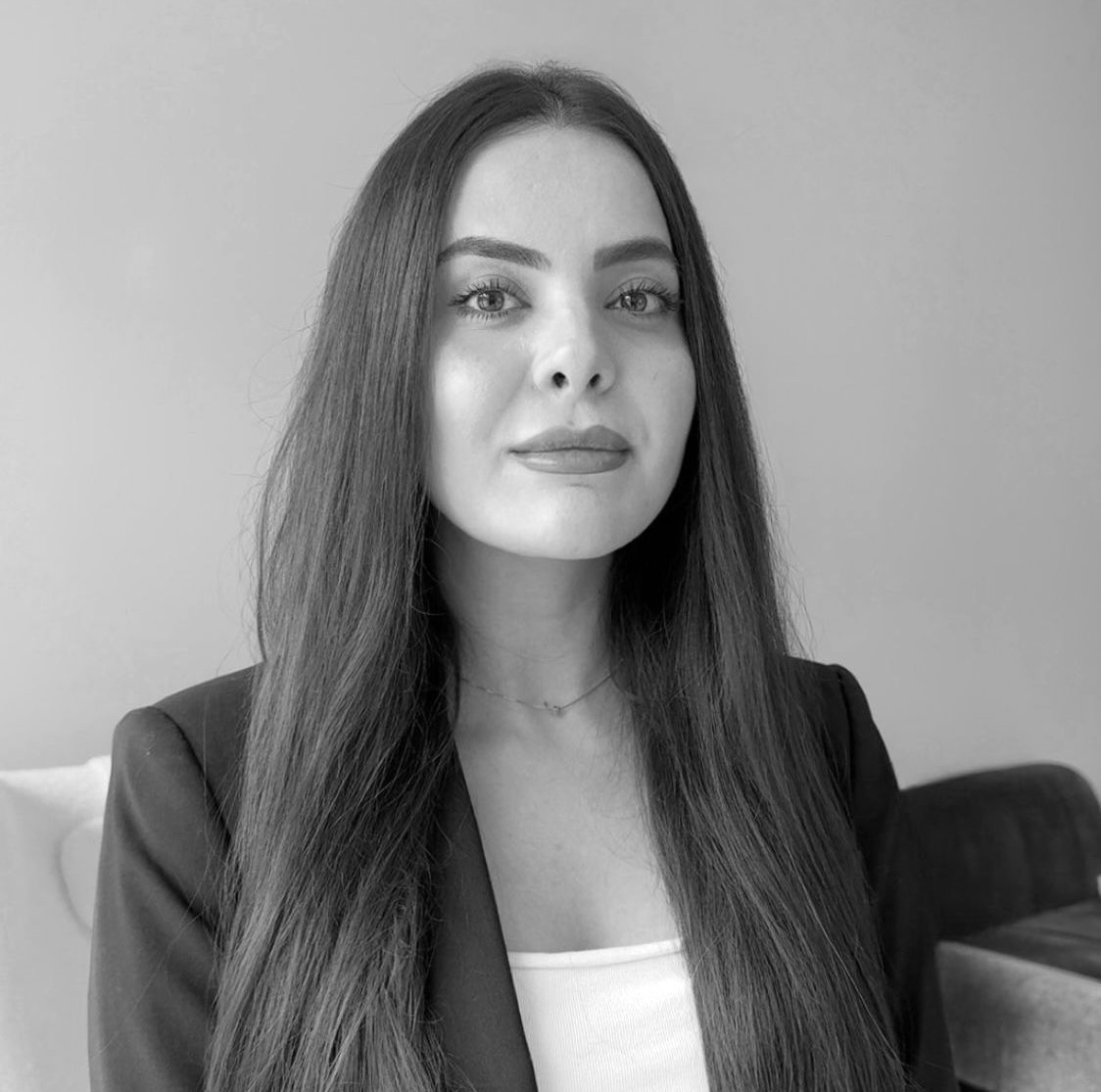 Maryam Kalivash Bw