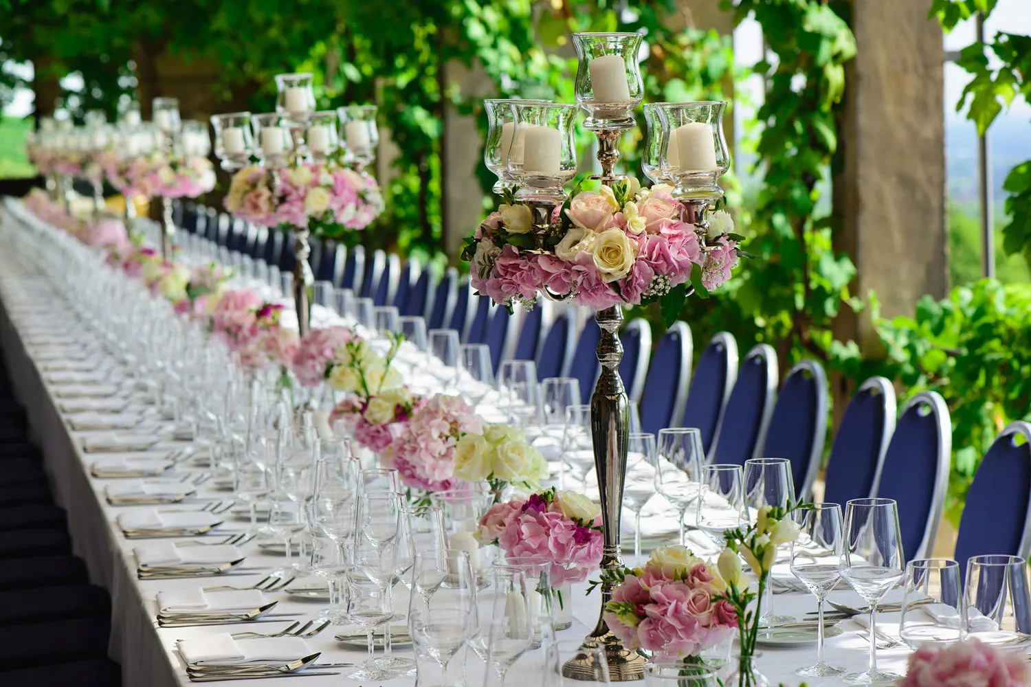 Bryllup Borddekking Alti Tips Sommer Blomster Roser