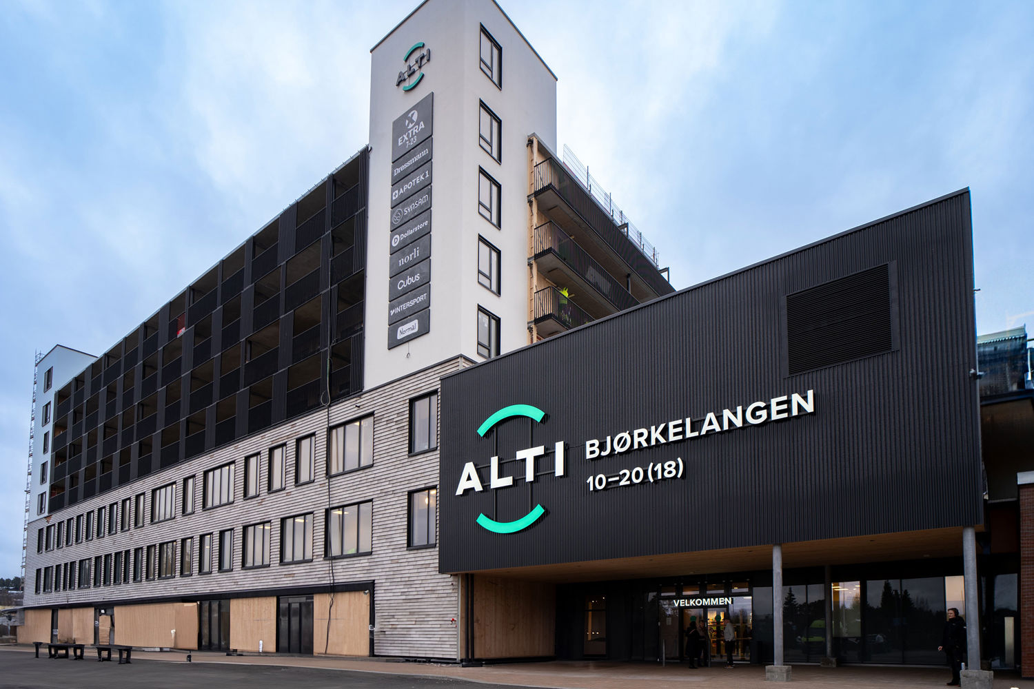 Alti Bjørkelangen 2024 Fasade Kjøpesenter