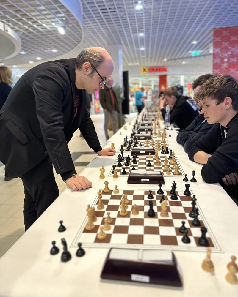 487381556 1102748621880043 619729739886865378 N