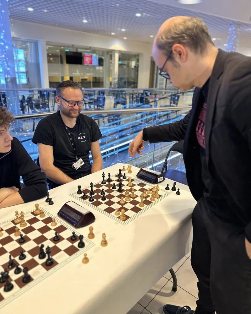 487434655 1102748618546710 1531220921318006883 N